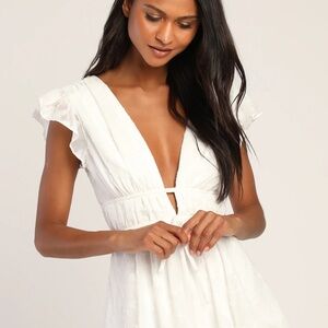 Elegant White Ruffle Sleeve Dress